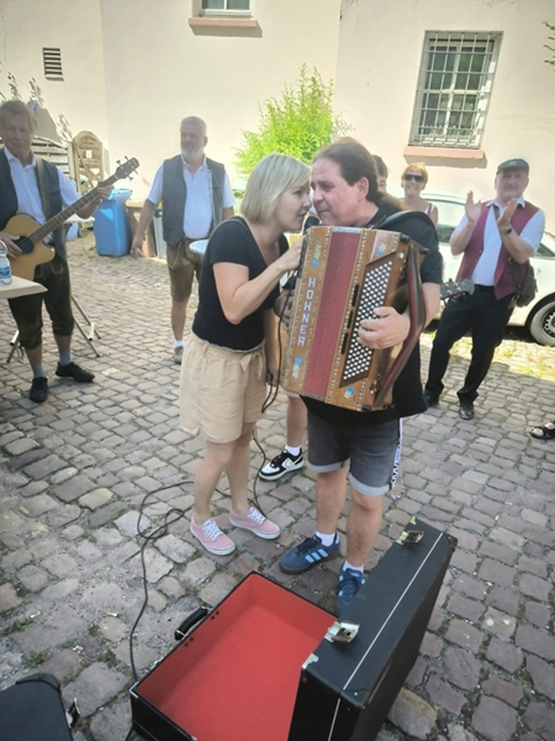 Schwarzwald Buam-Musik Band-Ralf tritt mit anderen Künstlern auf